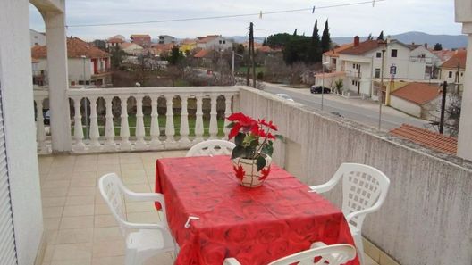 Apartmanok Parkolóhellyel Sukosan, Zadar - 14742 Sukošan (1)