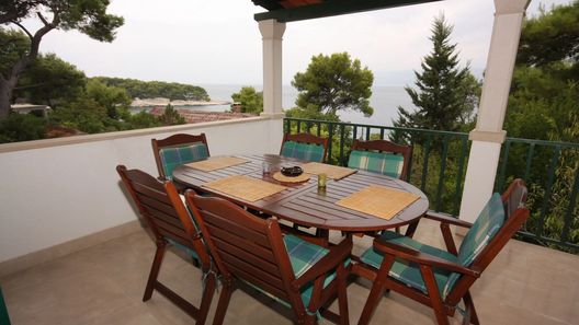 Apartmanok A Tenger Mellett Splitska, Brac - 2865 Splitska (1)