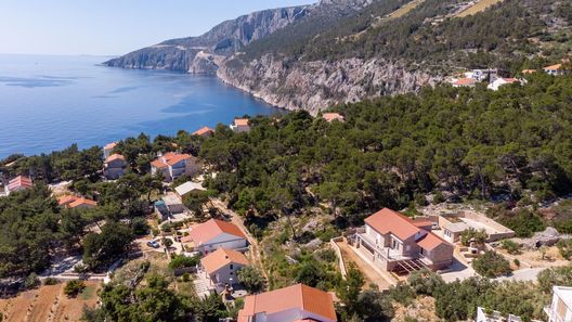 Apartmanok Parkolóhellyel Sveta Nedilja, Hvar - 4049 Sveta Nedilja (1)