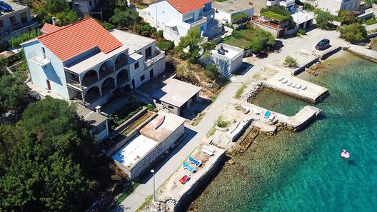 Apartmanok A Tenger Mellett Kneza, Korcula - 9166 Kneža (1)