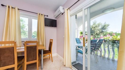 Apartmanok Parkolóhellyel Zaton, Zadar - 15000 Zaton (1)