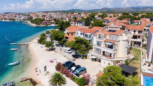 Családi Apartmanok A Tenger Mellett Brodarica, Sibenik - 15270 Brodarica (1)