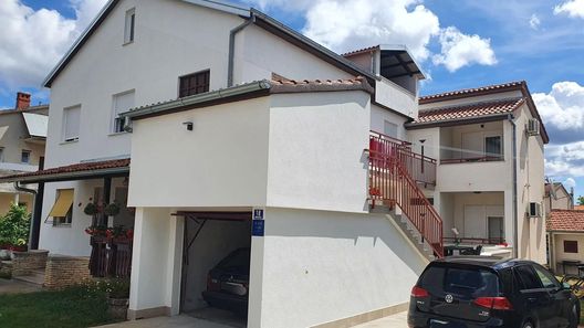 Apartmanok Parkolóhellyel Valbandon, Fazana - 15386 Valbandon (1)