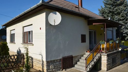 Erika Apartman Fonyód (1)