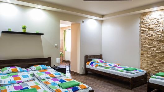 Türkiz Apartman Tokaj (1)