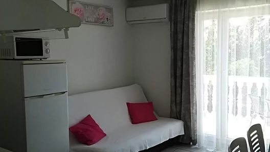 Apartmanok Parkolóhellyel Novi Vinodolski - 15292 (1)