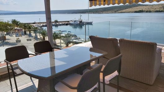 Apartmanok A Tenger Mellett Posedarje, Novigrad - 15786 Posedarje (1)