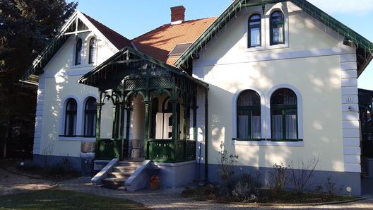 Szalay Villa Veszprém (1)