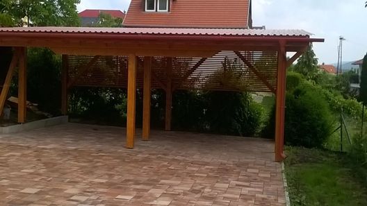 Villa Kolics Apartman Hévíz (1)