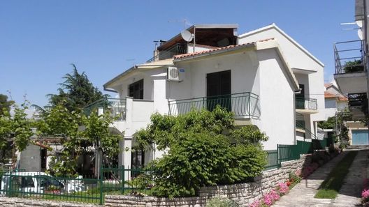 Apartmani Mare Biograd na Moru (1)