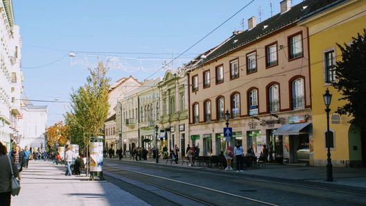 Villa Parva Apartman Miskolc (1)