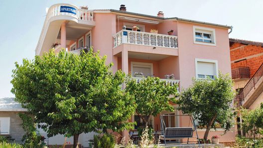 Apartments Malenica Vodice (1)