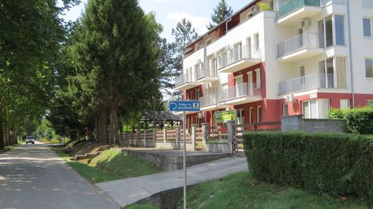 Gabi Apartman Dombóvár-Gunarasfürdő (1)