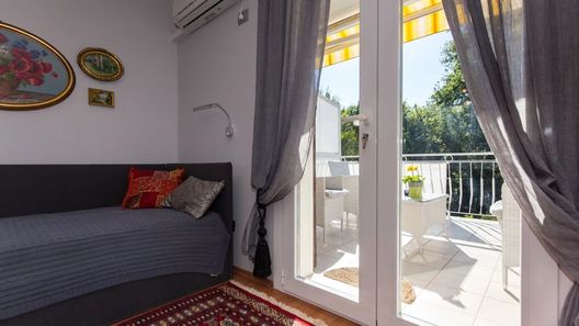 Apartment Lesic Njivice Krk (1)