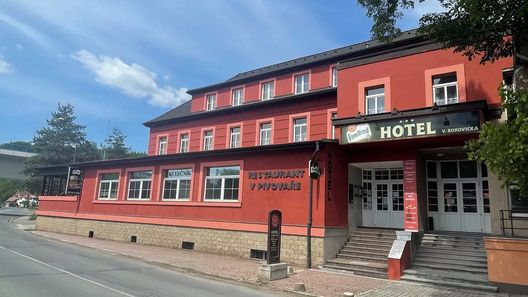 Hotel V Pivovaře Davle (1)