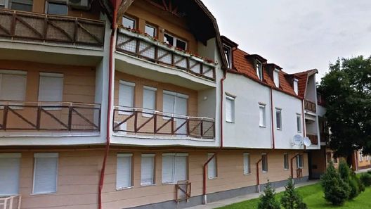 Gyöngy Apartman Hajdúszoboszló (1)