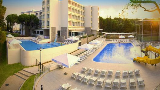 Family Hotel Adria - All Inclusive Biograd na Moru (1)