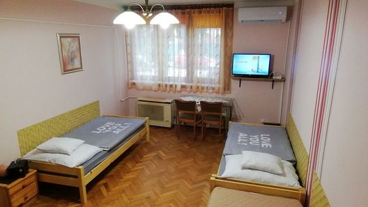 Muhari Apartman Szolnok (1)