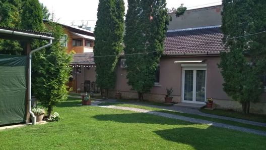 Mokka Apartman Eger (1)