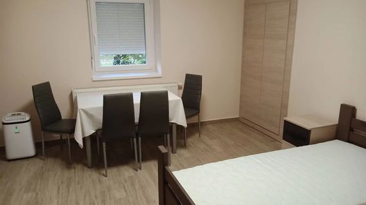 Petend Apartmanház Vigántpetend (1)