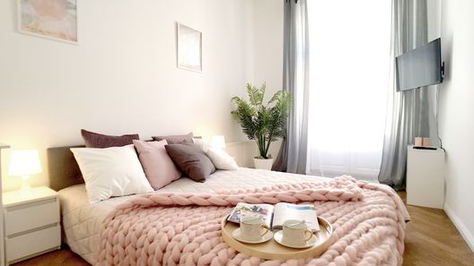 Apartment Peowiaków 8 Queens Lublin (1)