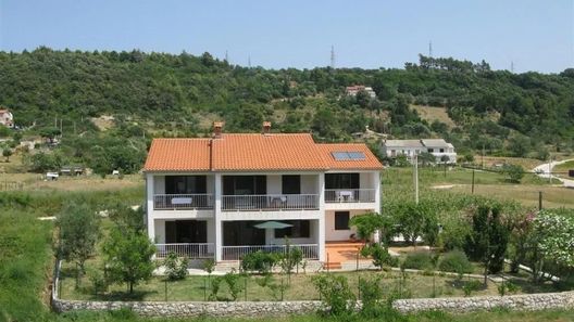 Apartmanok Parkolóhellyel Palit, Rab - 16356 Palit (1)