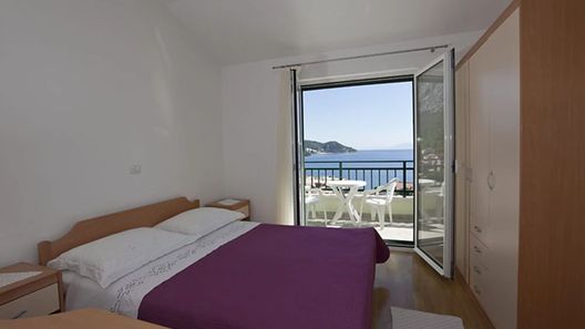 Apartmanok A Tenger Mellett Igrane, Makarska - 17292 Igrane (1)