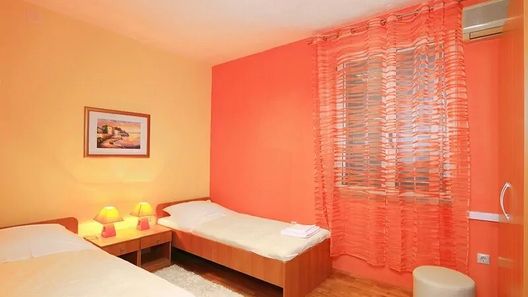 Apartmanok Internet Hozzáféréssel Split - 17386 (1)