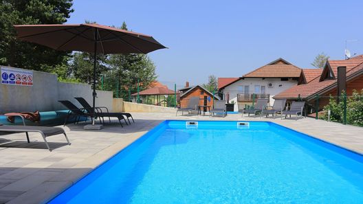 Apartmanok Családok Részére Medencével Grabovac, Plitvice - 17532 Grabovac (1)