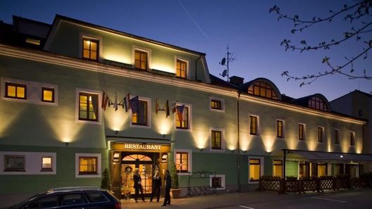 Hotel VLTAVA Frymburk (1)