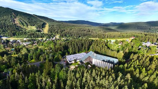 Wellness Hotel Svornost Harrachov (1)