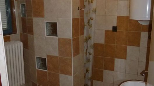 Gréti Apartman Sárospatak (1)