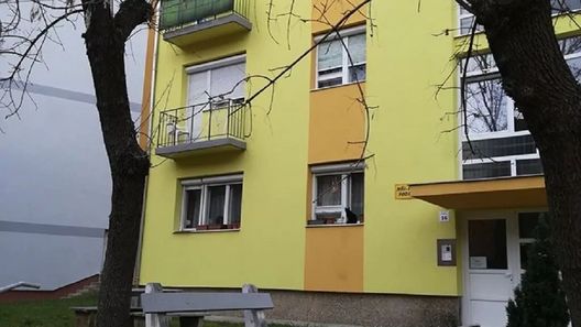 Petőfi Apartman Komló (1)