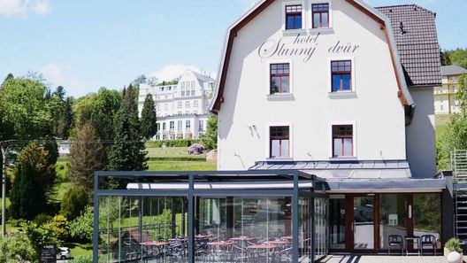 Hotel Slunný dvůr Jeseník (1)