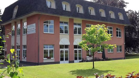 Vzdělávací středisko a hotel Varnsdorf (1)