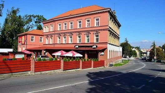 Grand hotel Jaroměř (1)