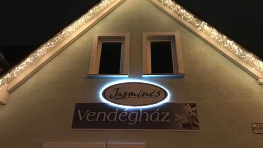 Jasmine's Vendégház Győr (1)