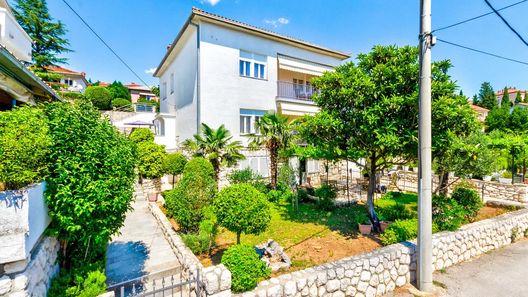 Apartmani Mladen Crikvenica (1)