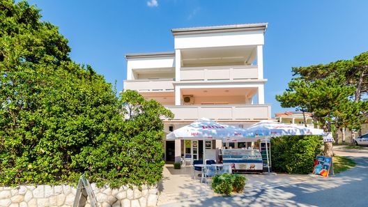 Apartments Ruza-Rajska beach Lopar (1)