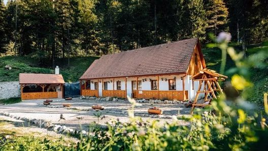 LOLO Park Resort Lacu Roșu (1)