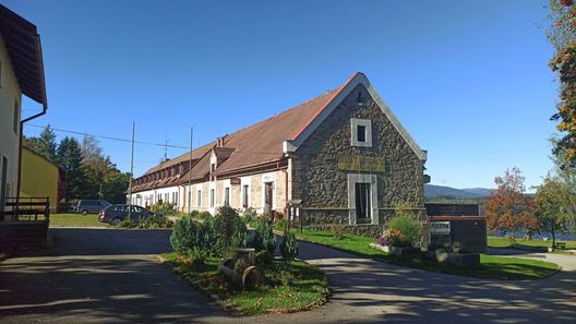 Hotel Jestřábí Černá v Pošumaví (1)