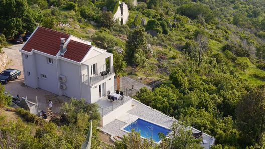 Villa With Sea View Podgora (1)