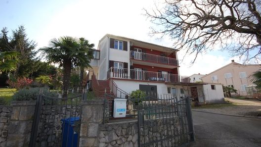 Apartmani Dvornicic Njivice Krk (1)