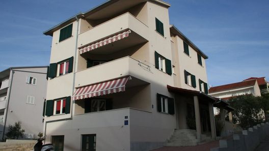 Apartmani Central Okrug Gornji (1)