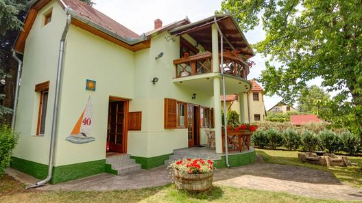 Nemecz Ház Balatonmáriafürdő (1)