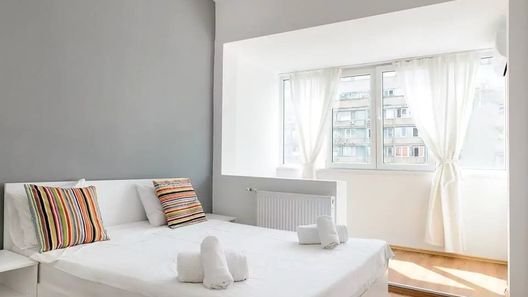 Apartamet Balcescu București (1)