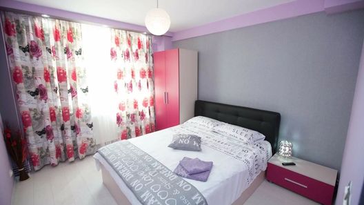 English Style Apartman Craiova (1)