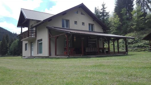 Cabana Georgiana Arieșeni (1)