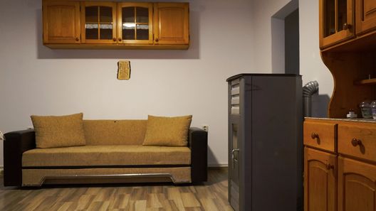 Apartament Csomor Praid (1)