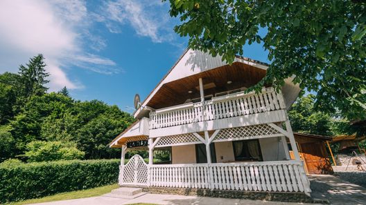 Cabana La Tiby Porumbacu de Sus (1)